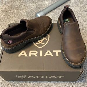 Women’s Ariat Traverse USA size 7.5.  Color: Brown